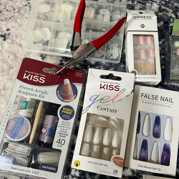 Assorted Nail Art and Tools Set - Picture 9 of 9